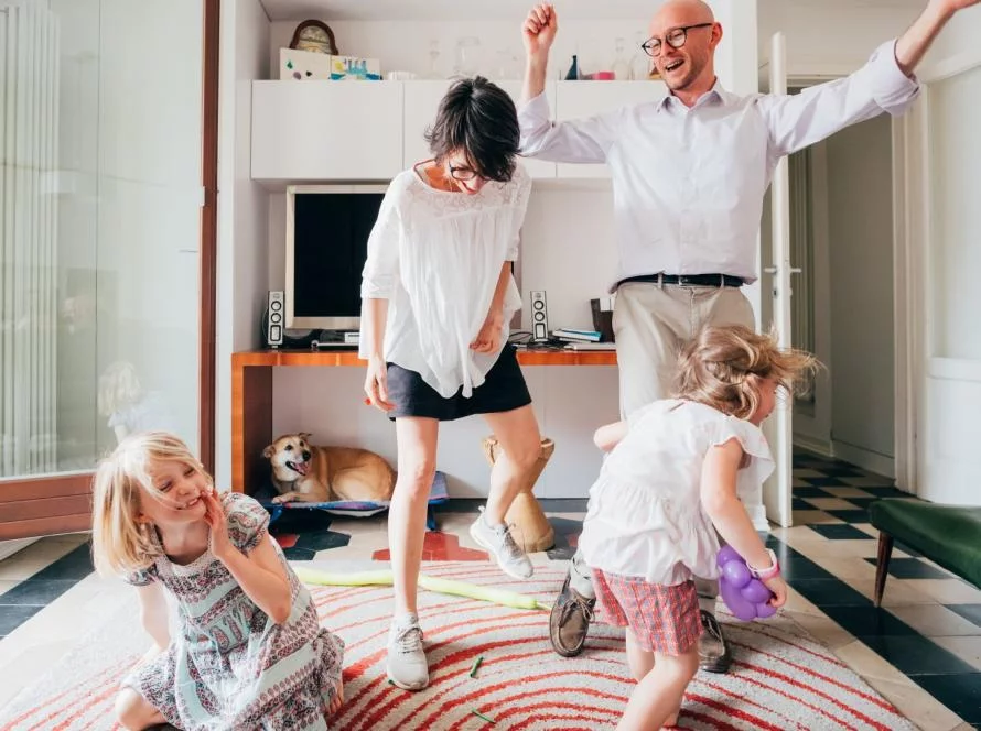 Foyer recevant le Chèque Énergie 2025 pour financer ses services à domicile avec Odel O Services